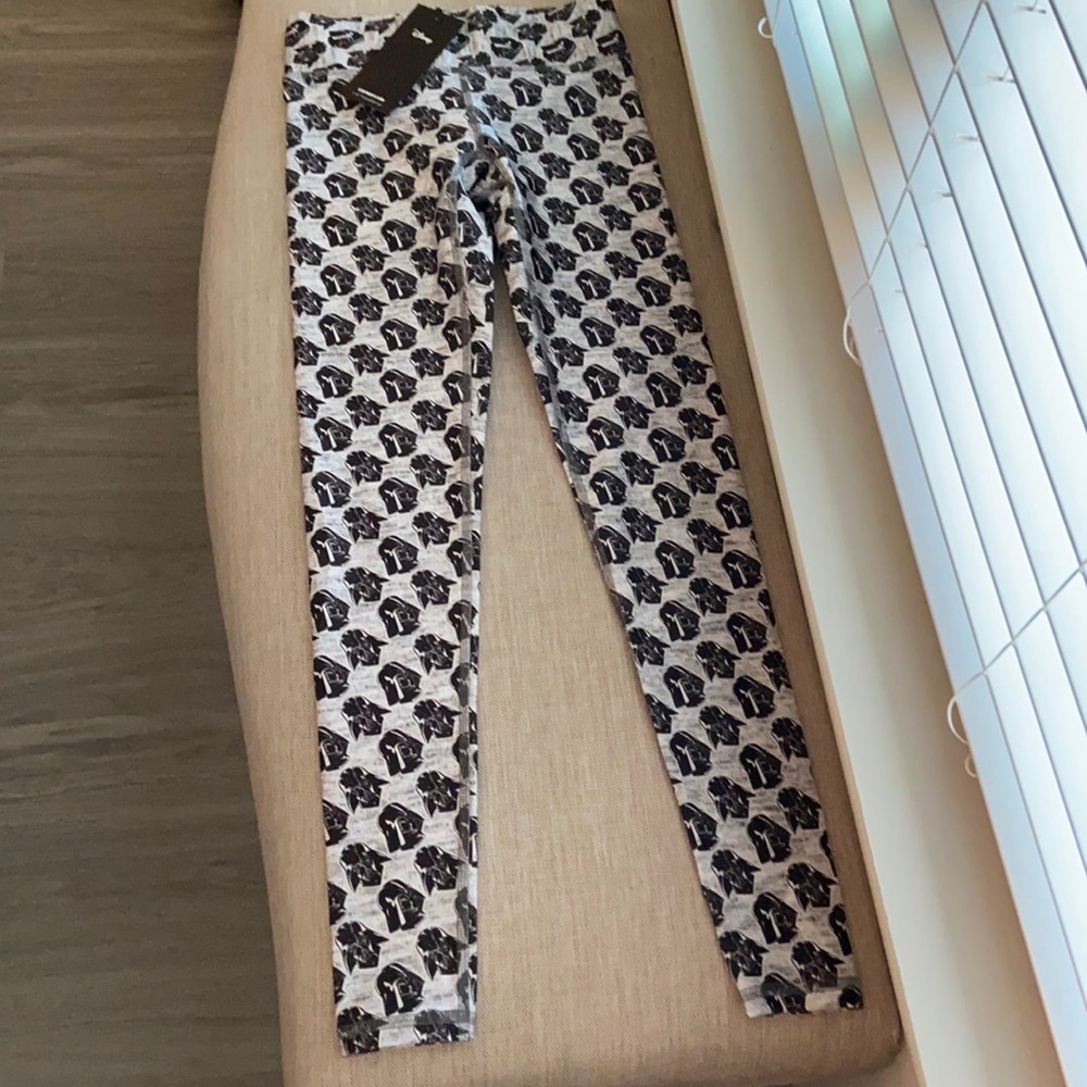 Brand new w/ tags Terez x Star Wars leggings featuring darth vader